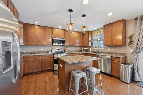 Tiny photo for 340 Town Center Boulevard, Gilberts, IL 60136 (MLS # 12554974)