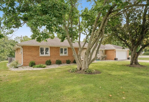 Photo of 720 E High Street, Farmer City, IL 61842 (MLS # 12750676)