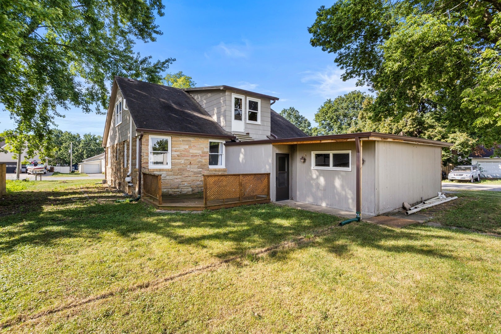 108 W Sangamon Street