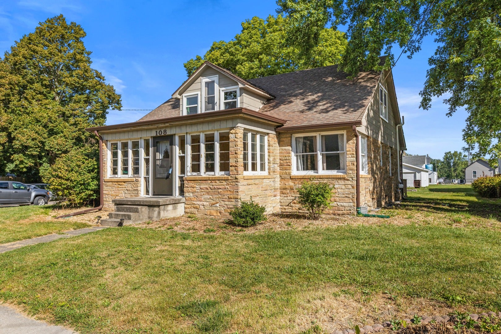 108 W Sangamon Street