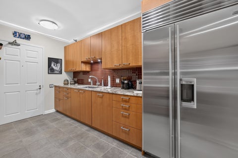 Tiny photo for 55 W Delaware Place #1007, Chicago, IL 60610 (MLS # 12748104)