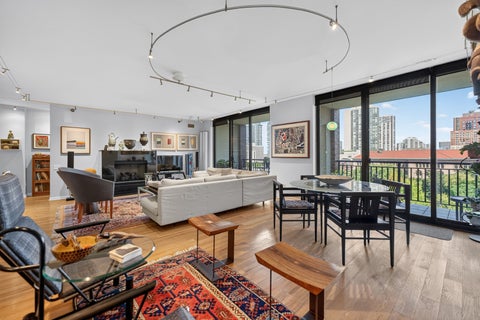 Tiny photo for 55 W Delaware Place #1007, Chicago, IL 60610 (MLS # 12748104)