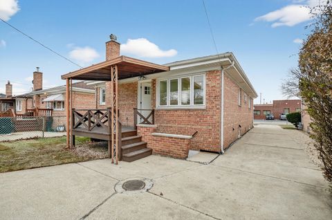 Tiny photo for 4249 N Sayre Avenue, Norridge, IL 60706 (MLS # 12559441)
