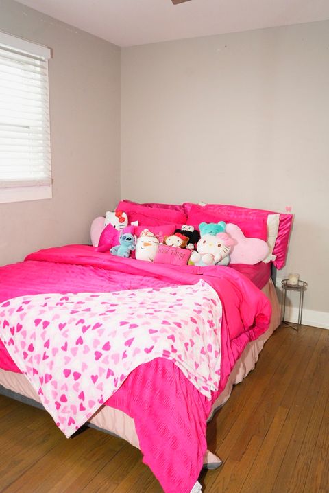 Tiny photo for 14008 S Saginaw Avenue, Burnham, IL 60633 (MLS # 12559620)