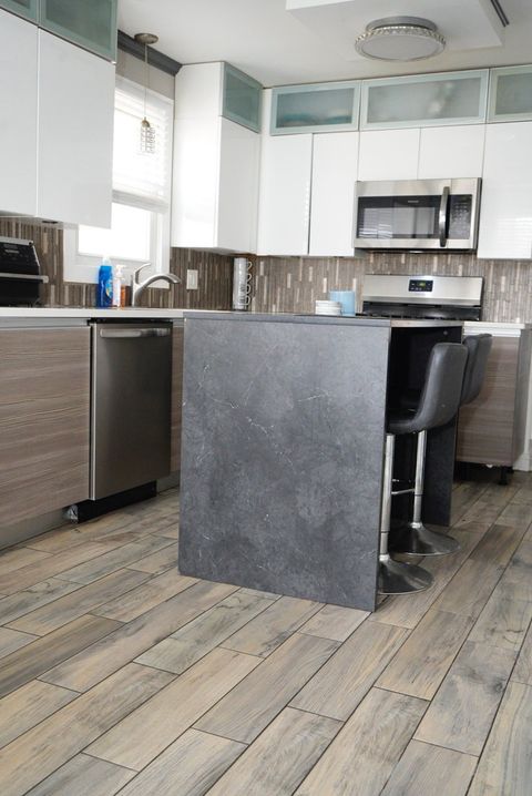 Tiny photo for 14008 S Saginaw Avenue, Burnham, IL 60633 (MLS # 12559620)