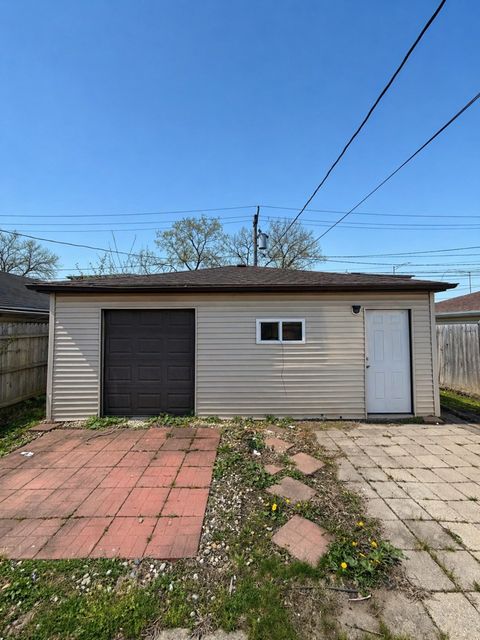 Tiny photo for 14008 S Saginaw Avenue, Burnham, IL 60633 (MLS # 12559620)