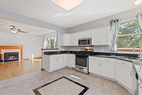 Tiny photo for 209 Regency Boulevard, Sugar Grove, IL 60554 (MLS # 12497258)