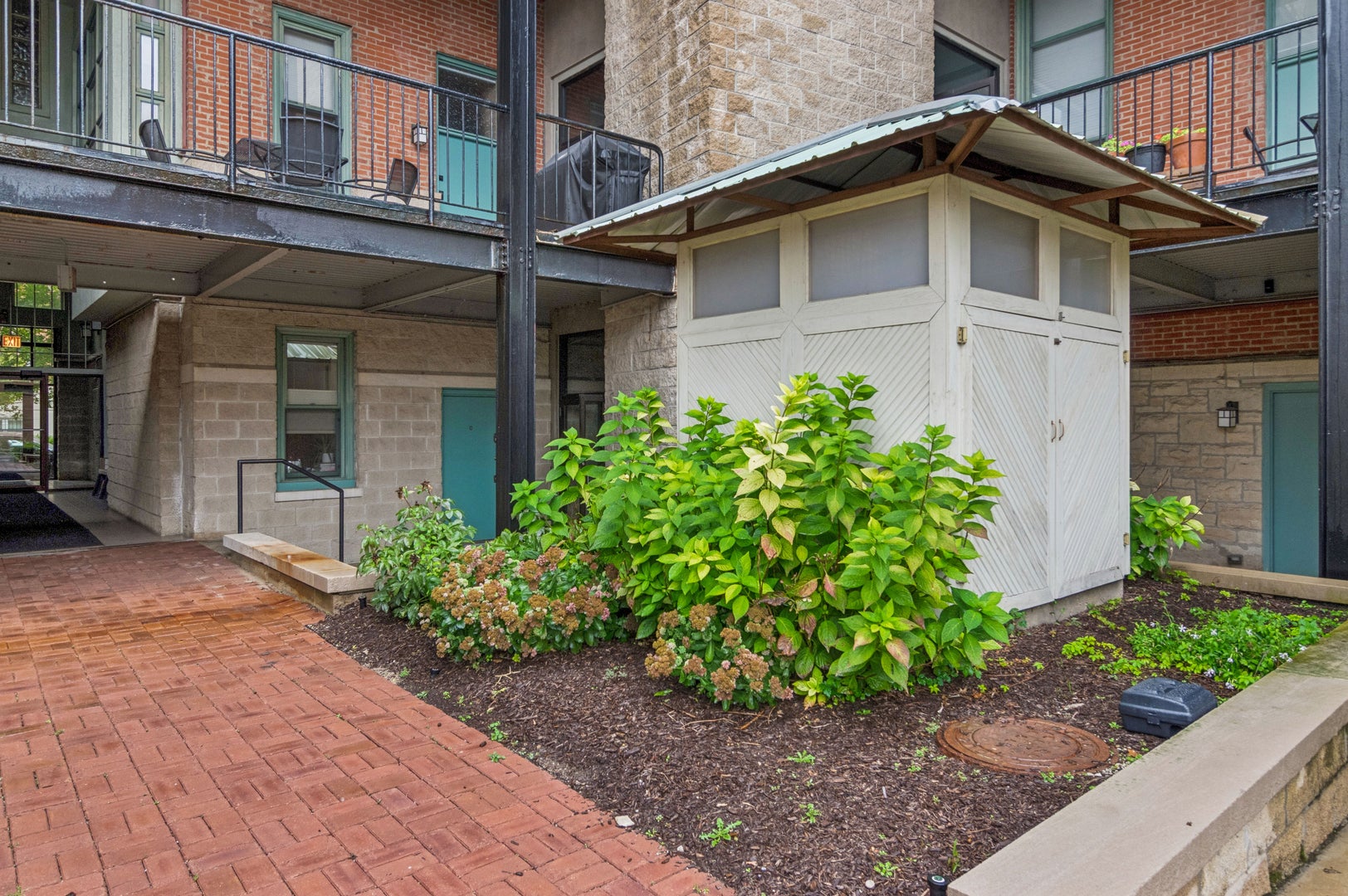 1445 W Belden Avenue 3K