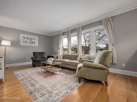 Tiny photo for 3742 Clinton Avenue, Berwyn, IL 60402 (MLS # 12525979)