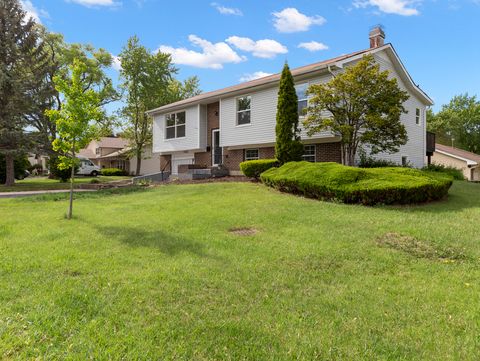 1100 Millbrook Drive Lake Zurich IL 60047