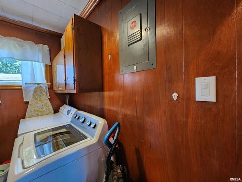 Tiny photo for 325 BUTLER Road, Harrisburg, IL 62946 (MLS # EB459524)