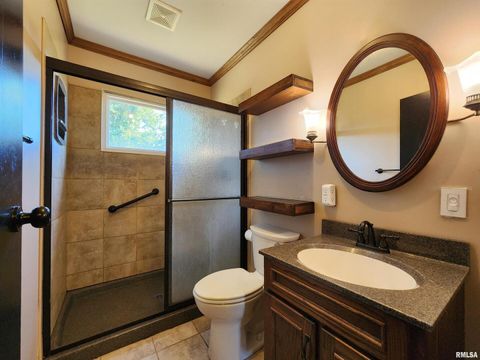 Tiny photo for 325 BUTLER Road, Harrisburg, IL 62946 (MLS # EB459524)