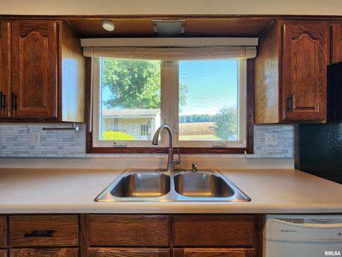 Tiny photo for 325 BUTLER Road, Harrisburg, IL 62946 (MLS # EB459524)