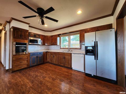 Tiny photo for 325 BUTLER Road, Harrisburg, IL 62946 (MLS # EB459524)