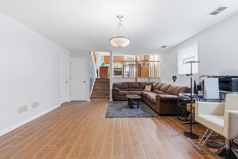 Tiny photo for 2736 E Goodrich Avenue E, Burnham, IL 60633 (MLS # 12565620)