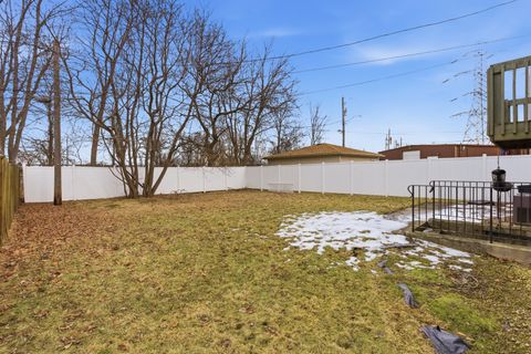 Tiny photo for 2736 E Goodrich Avenue E, Burnham, IL 60633 (MLS # 12565620)
