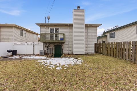 Tiny photo for 2736 E Goodrich Avenue E, Burnham, IL 60633 (MLS # 12565620)