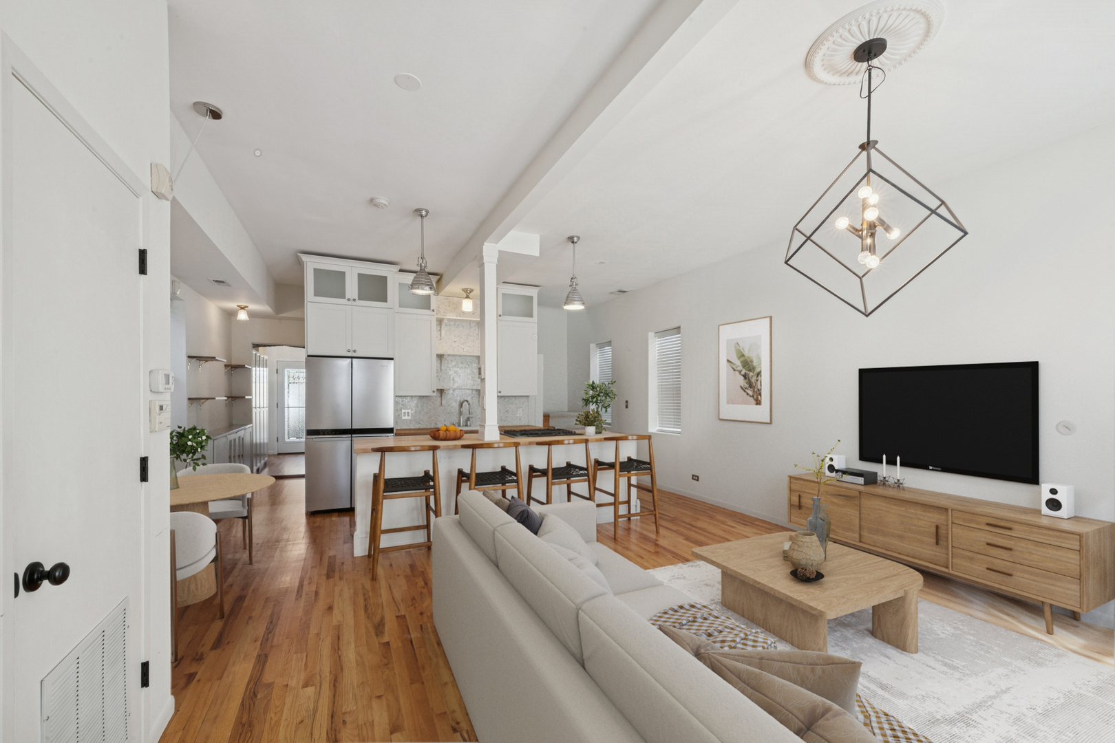 2418 W Charleston Street