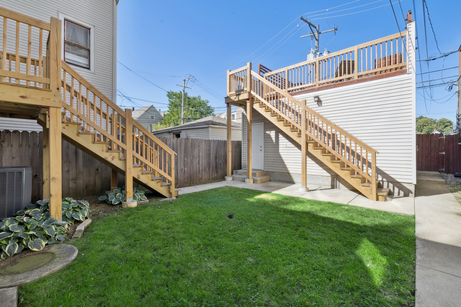 Chicago, Illinois 60647, United States, 3 Bedrooms Bedrooms, ,3 BathroomsBathrooms,Residential,Active,228790