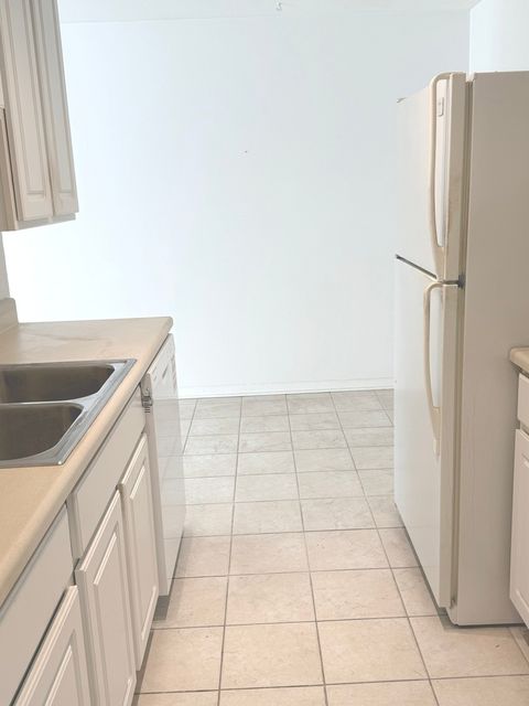 Tiny photo for 230 Duane Street #3A, Glen Ellyn, IL 60137 (MLS # 12506597)