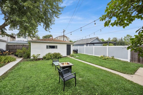 Tiny photo for 847 N Cuyler Avenue, Oak Park, IL 60302 (MLS # 12697240)
