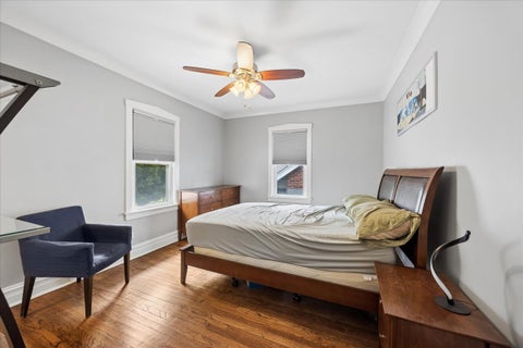 Tiny photo for 847 N Cuyler Avenue, Oak Park, IL 60302 (MLS # 12697240)
