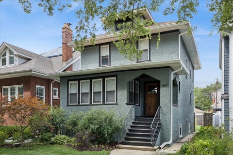 Photo of 847 N Cuyler Avenue, Oak Park, IL 60302 (MLS # 12697240)