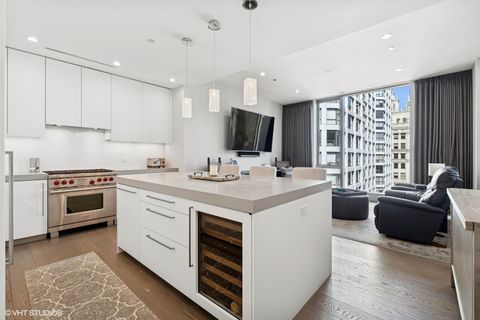 Tiny photo for 403 N Wabash Street #15B, Chicago, IL 60611 (MLS # 12509829)