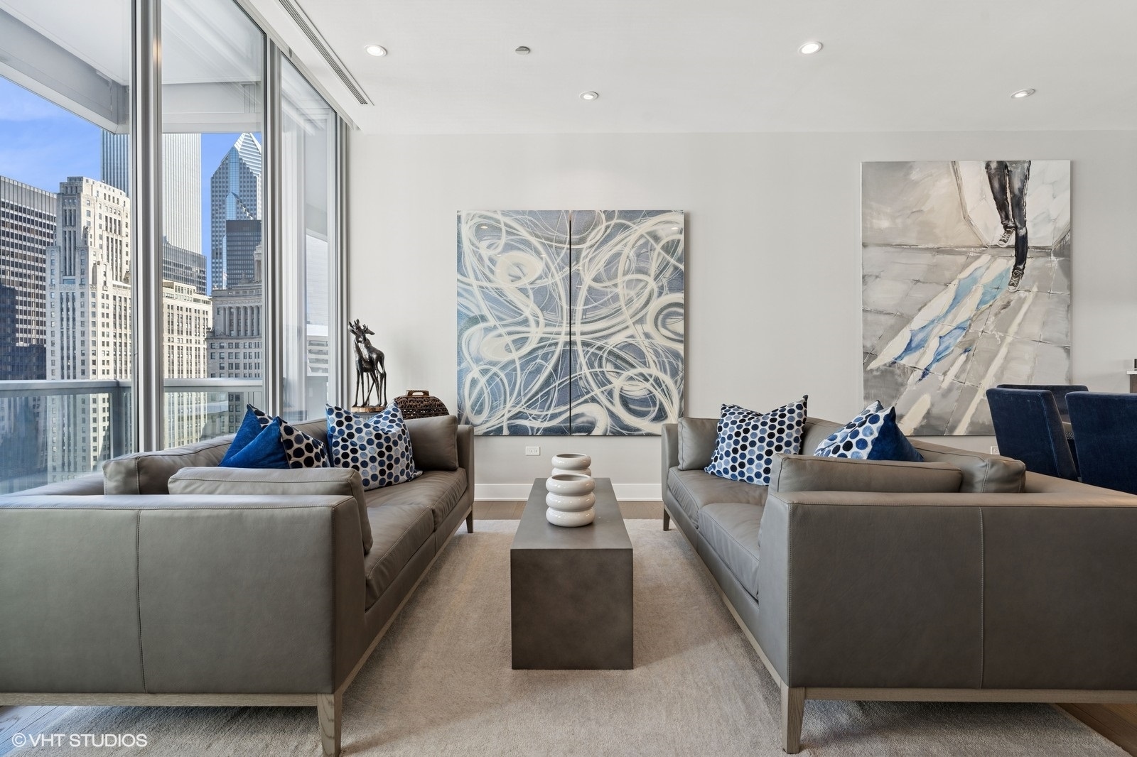 403 N Wabash Street 15B