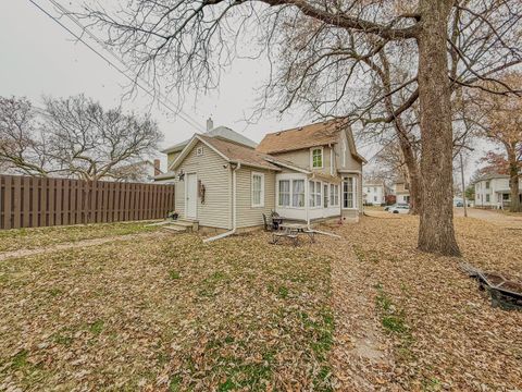 Tiny photo for 109 6th Avenue, Sterling, IL 61081 (MLS # 12522440)