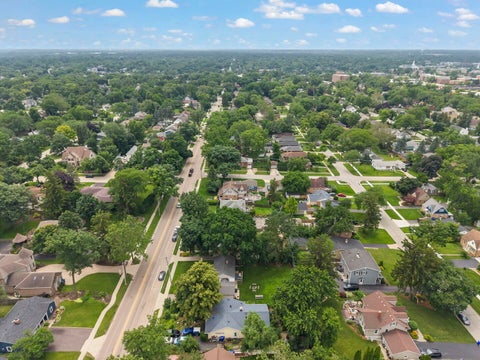 Tiny photo for 1110 N President Street, Wheaton, IL 60187 (MLS # 12692225)