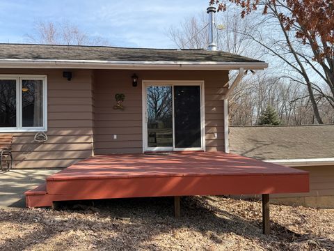 Tiny photo for 21186 Mathew Road, Sterling, IL 61081 (MLS # 12570444)