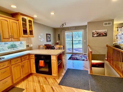 Tiny photo for 21186 Mathew Road, Sterling, IL 61081 (MLS # 12570444)