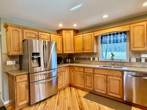 Tiny photo for 21186 Mathew Road, Sterling, IL 61081 (MLS # 12570444)