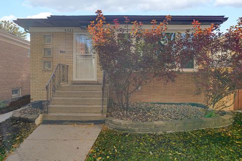 4321 W Augusta Boulevard Chicago IL 60651