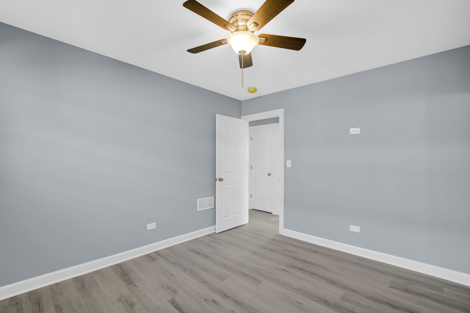 4321 W Augusta Boulevard