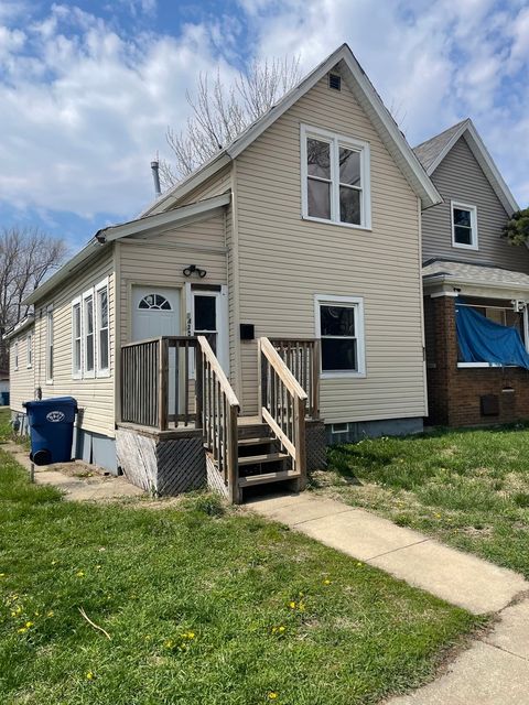 Photo of 143 N Entrance Avenue, Kankakee, IL 60901 (MLS # 12614645)