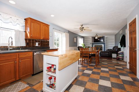 Tiny photo for 2405 Savanna Road, Bloomington, IL 61705 (MLS # 12458586)