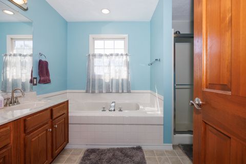 Tiny photo for 2405 Savanna Road, Bloomington, IL 61705 (MLS # 12458586)