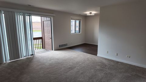 Tiny photo for 15711 Peggy Lane #7, Oak Forest, IL 60452 (MLS # 12532356)