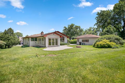 Tiny photo for 309 E Circle Drive, New Lenox, IL 60451 (MLS # 12661542)