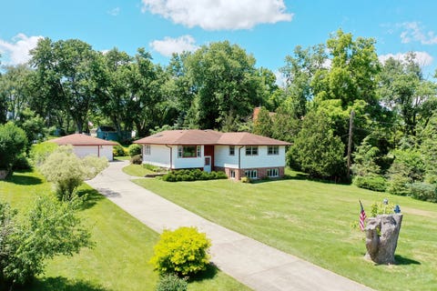 Tiny photo for 309 E Circle Drive, New Lenox, IL 60451 (MLS # 12661542)