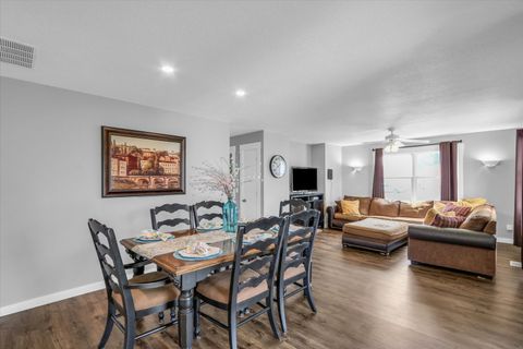 Tiny photo for 205 E Briarcliff Drive, St. Joseph, IL 61873 (MLS # 12598868)