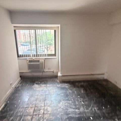 Tiny photo for 7337 S South Shore Drive #220, Chicago, IL 60649 (MLS # 12678750)