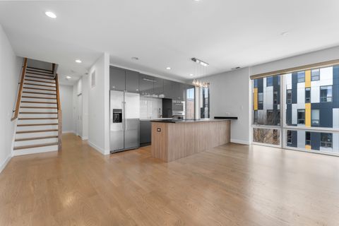 Tiny photo for 1555 N Talman Avenue #3F, Chicago, IL 60622 (MLS # 12496231)