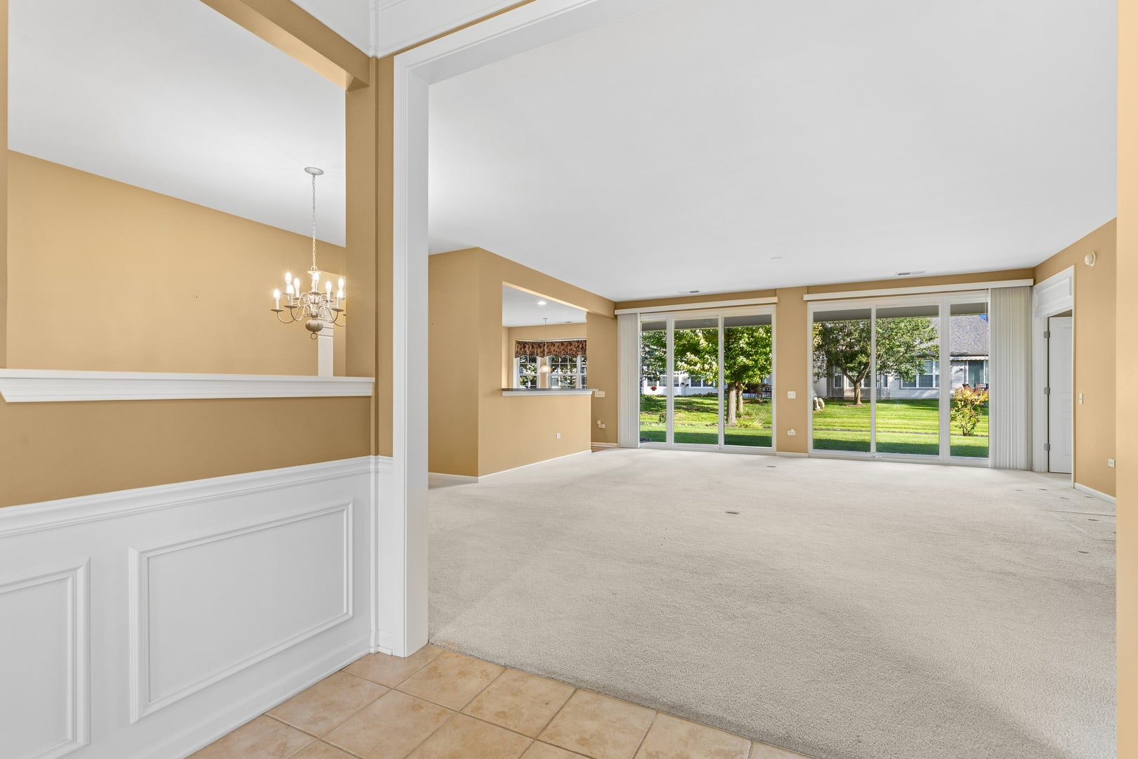 2519 Edgewater Drive