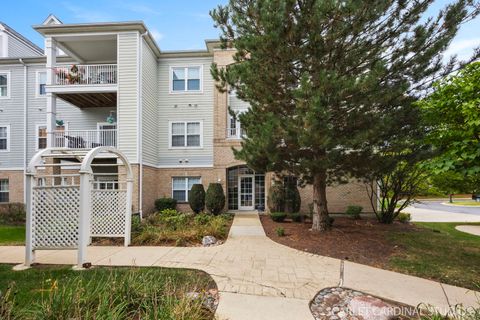 Tiny photo for 1275 W Lake Street #104, Addison, IL 60101 (MLS # 12495853)