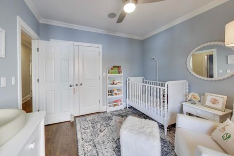 Tiny photo for 714 W Melrose Street #2E, Chicago, IL 60657 (MLS # 12601251)