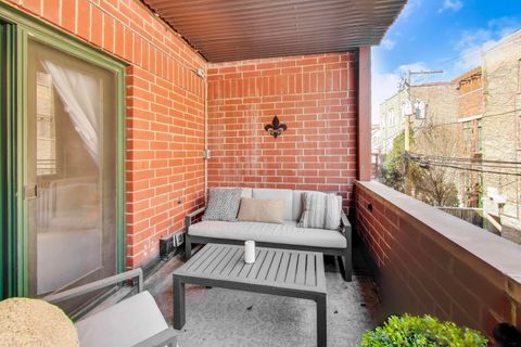 Tiny photo for 714 W Melrose Street #2E, Chicago, IL 60657 (MLS # 12601251)