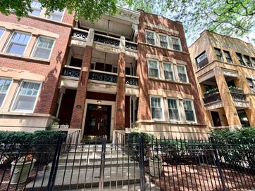 448 W Wrightwood Avenue 2 Chicago IL 60614